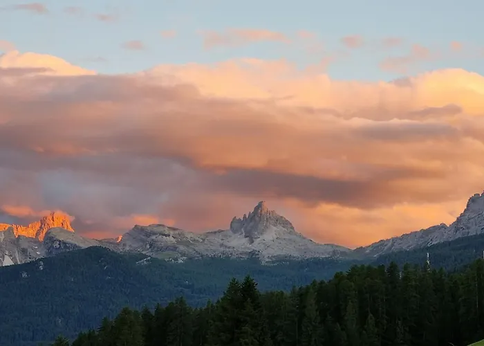 Cristallo Frühstückspension 3*